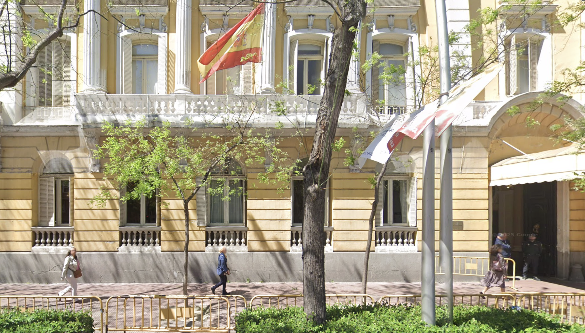 משרד הפיקוד הכללי של המשטרה הלאומית (Cuerpo Nacional de Policía), מדריד (צילום: Google maps)